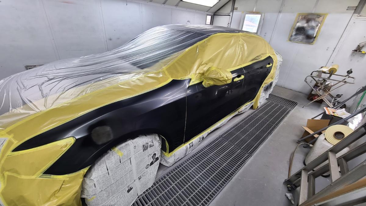 プロが教える板金塗装の乾燥時間！最適な環境と手順 | 岡野自動車